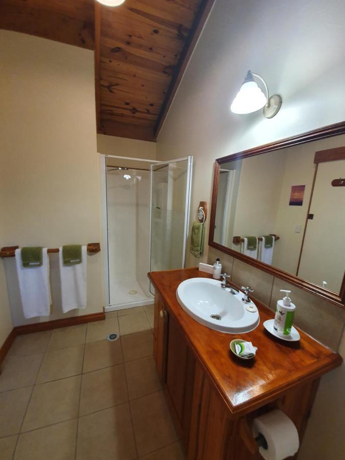 Tamborine Mountain Bed And Breakfast Bed & Breakfast 4*