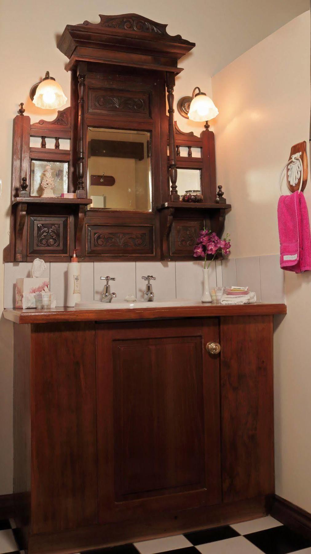 Bed & Breakfast Tamborine Mountain Bed And Breakfast 4*