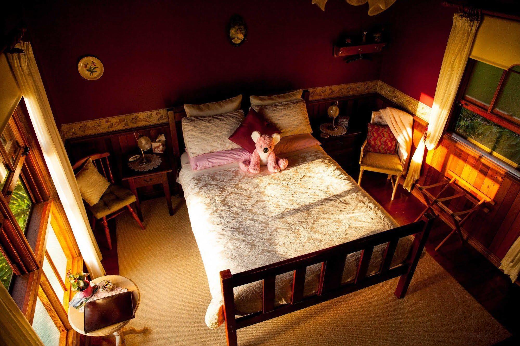 Tamborine Mountain Bed And Breakfast