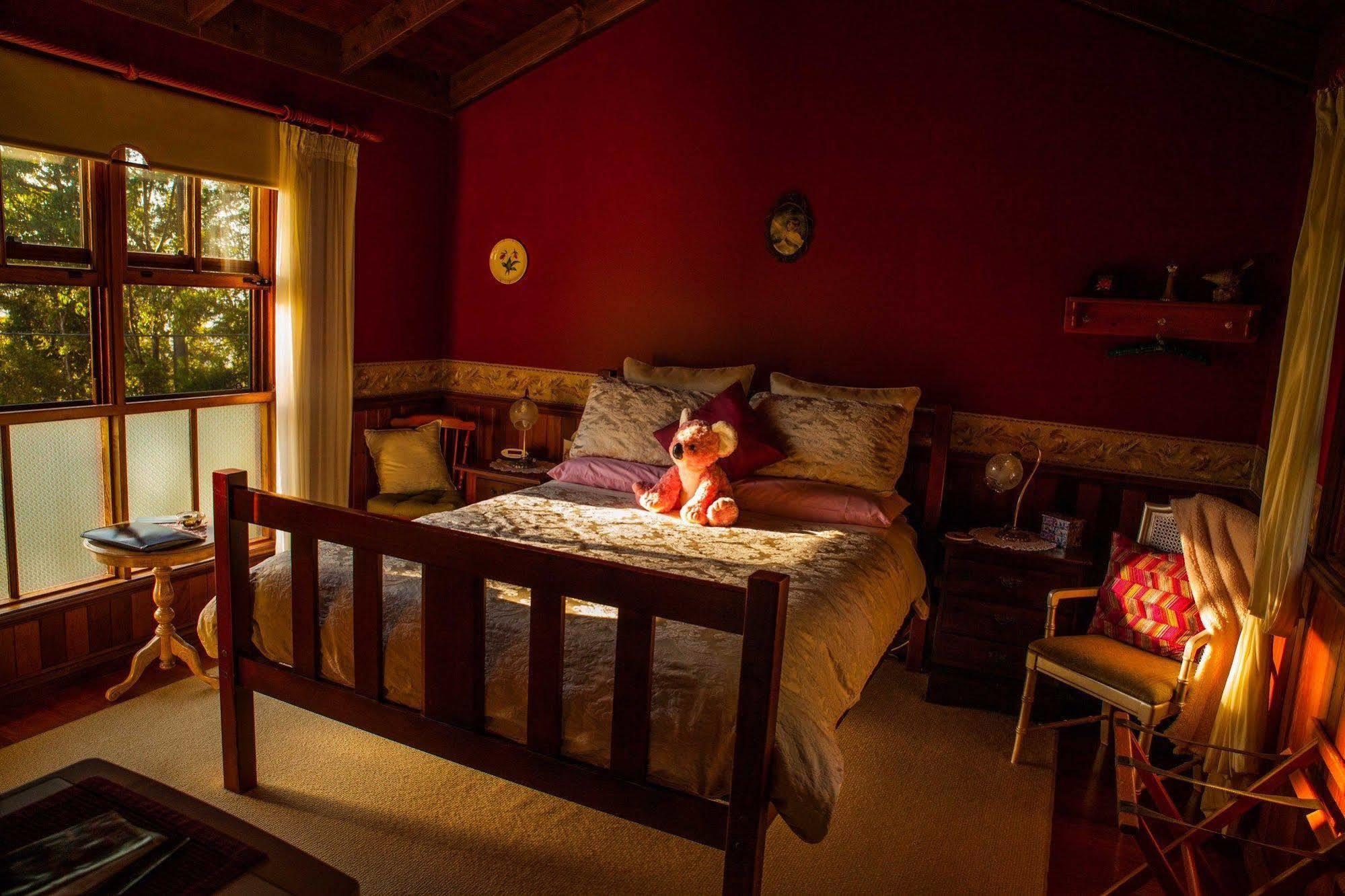 Bed & Breakfast Tamborine Mountain Bed And Breakfast 4*
