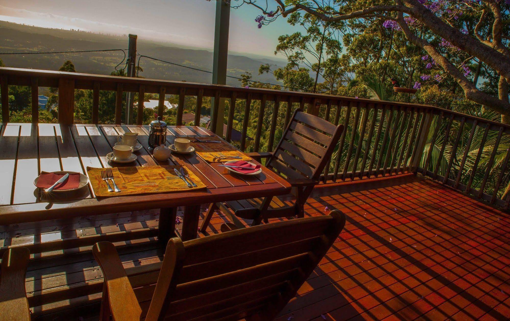Tamborine Mountain Bed And Breakfast Bed & Breakfast 4*